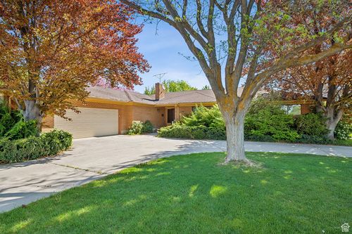 720 300, Tremonton, UT, 84337-1009 | Card Image