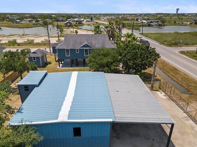 909 18th Street, House other with 4 bedrooms, 2 bathrooms and null parking in San Leon TX | Image 8