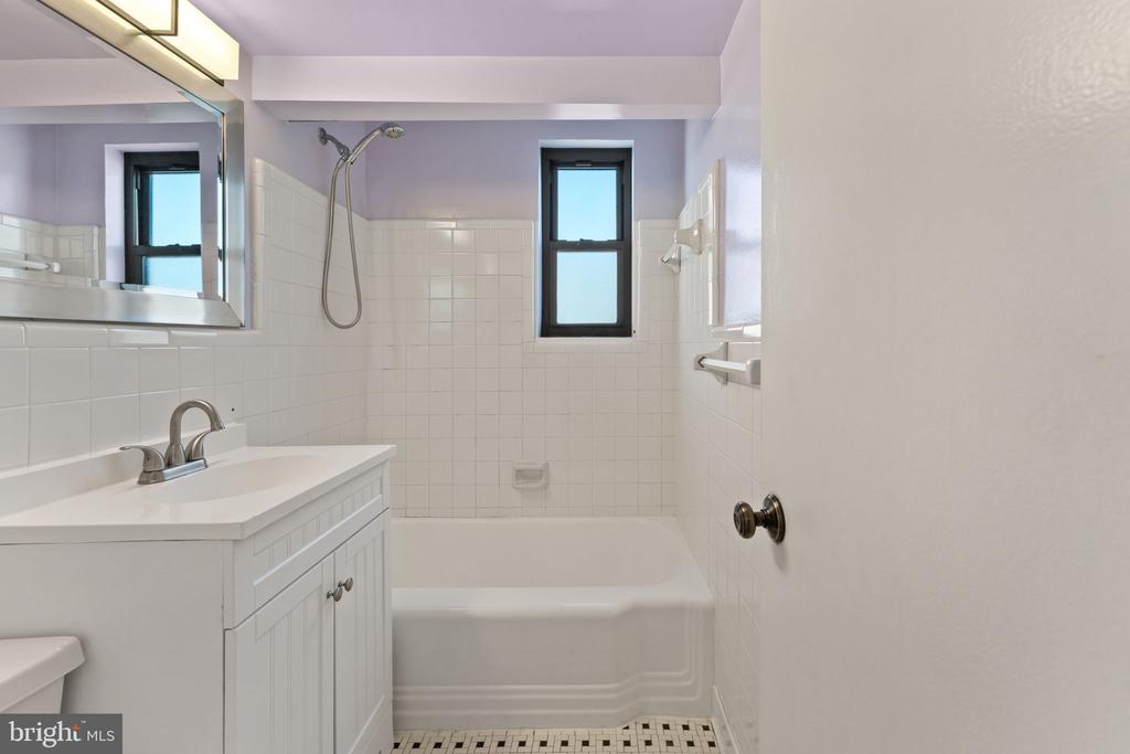 Residential in WASHINGTON 5