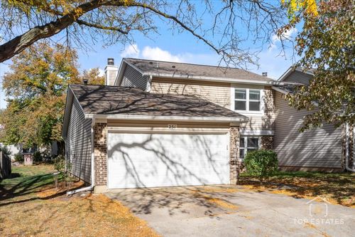 251 Signature Dr, Bloomingdale, IL, 60108-1737 | Card Image
