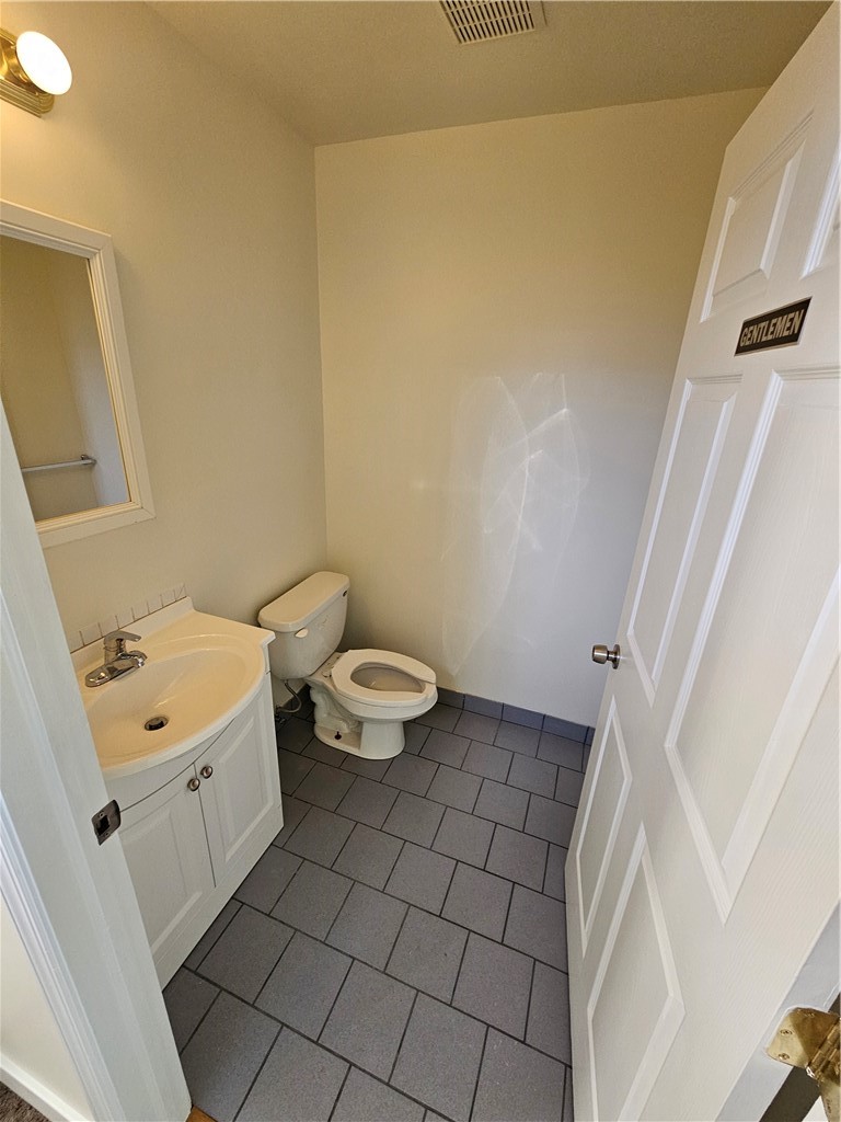 Commercial Lease in Coraopolis 5