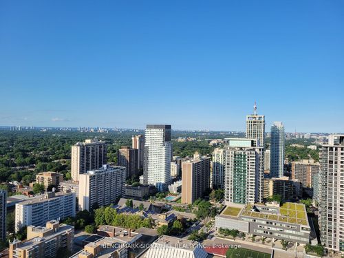 2903-33 Helendale Ave, Toronto, ON, M4R0A4 | Card Image