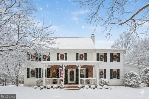 801 Cox Rd, MOORESTOWN, NJ, 08057-3939 | Card Image