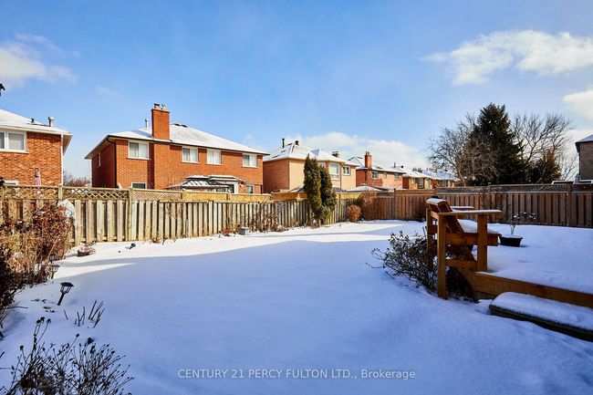 1945 Rosebank Rd, House other with 4 bedrooms, 3 bathrooms and 4 parking in Pickering ON | Image 36