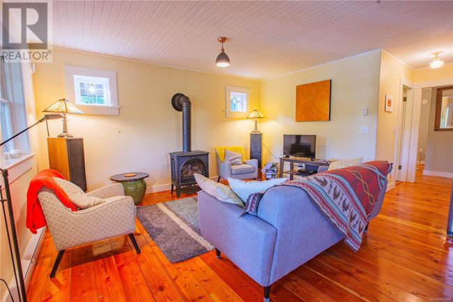 225 Boardwalk Blvd, House other with 2 bedrooms, 1 bathrooms and 2 parking in Ucluelet BC | Image 15