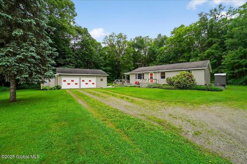 585 Logtown Rd, Fultonville, NY, 12072-2600 | Card Image