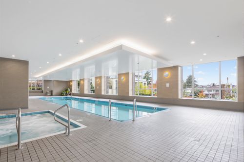 320-5665 Boundary Rd, Vancouver, BC, V5R0E4 | Card Image