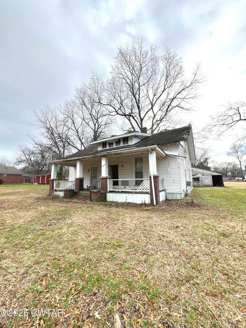 249 E Walnut St, Dyer, TN, 38330-1926 | Card Image
