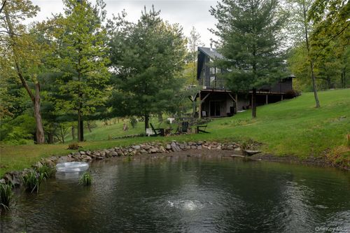 22 Mcguffey Rd, Kerhonkson, NY, 12446-1022 | Card Image