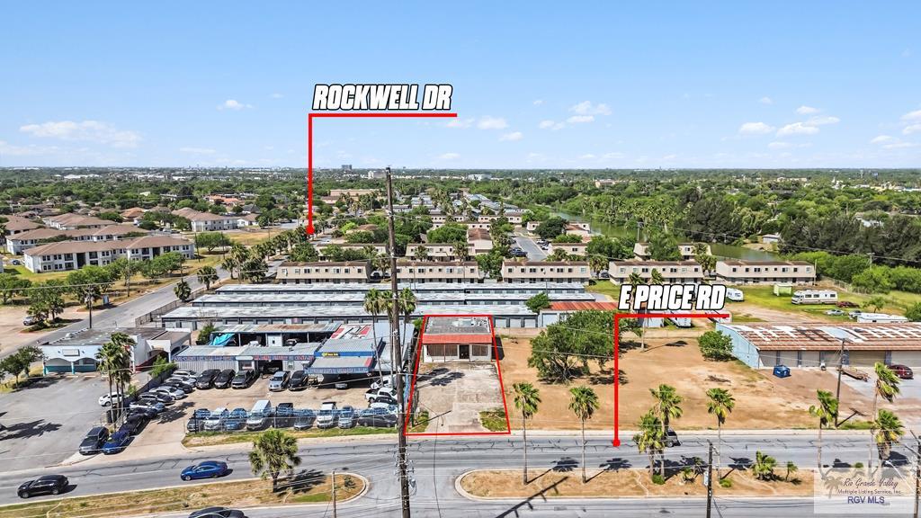 Commercial Sale in Brownsville 2