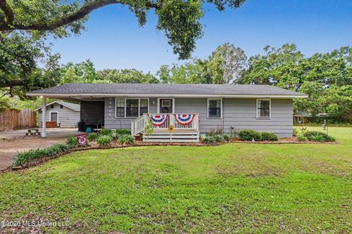 22107 Spence St, Pass Christian, MS, 39571-5804 | Card Image