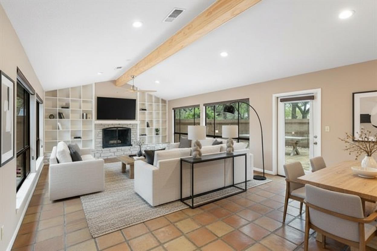 Residential in Horseshoe Bay 5