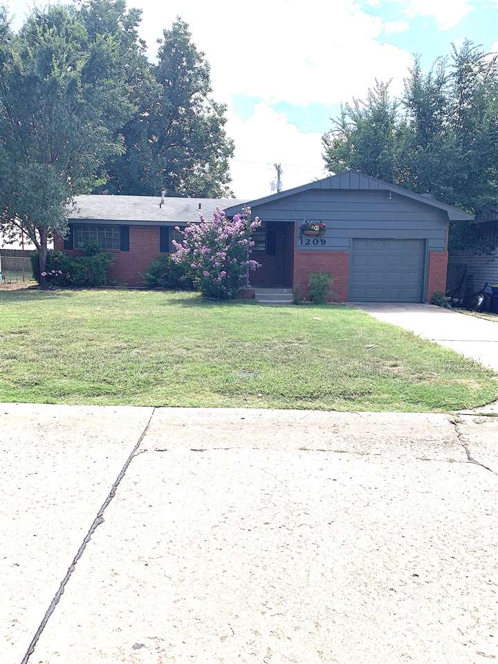 5th Ave, Stillwater, OK 74074