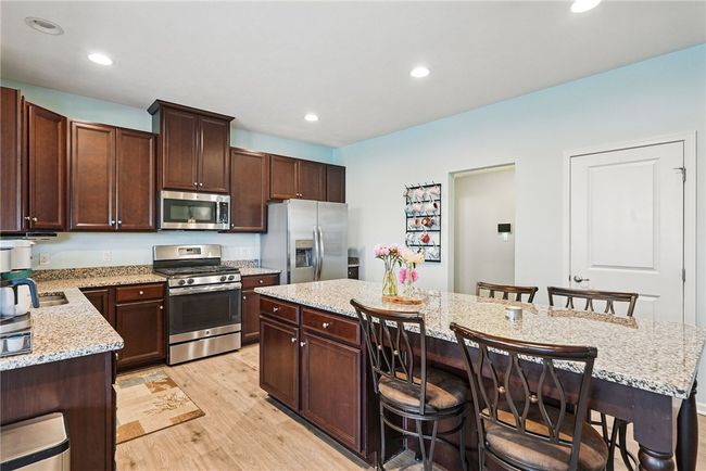 407 Isabella Ct, House other with 4 bedrooms, 3 bathrooms and 2 parking in Zelienople PA | Image 19