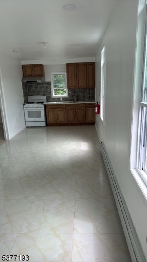 2-500 Burnside St, Orange, NJ, 07050-4203 | Card Image