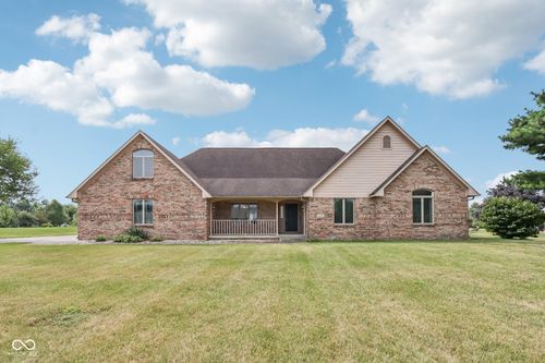 2002 Kerri Lynn Ln, Kokomo, IN, 46902-7409 | Card Image