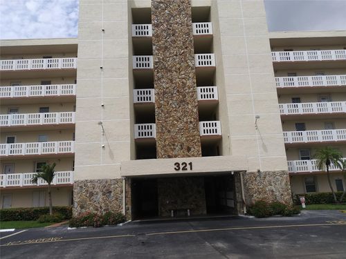 apt-306-321 Se 3rd St, Dania Beach, FL, 33004-4050 | Card Image
