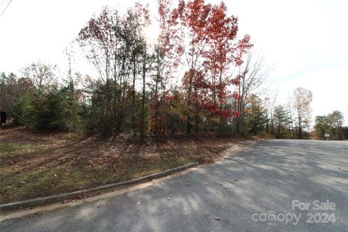 2+/- AC Commercial York Road, Blacksburg, SC, 29702 | Card Image