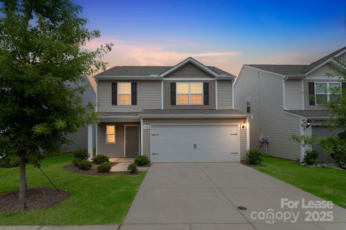 9346 Creedmore Hills Dr, Charlotte, NC, 28201 | Card Image