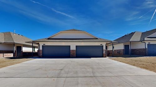 3810 Franks Way, Bethany, OK, 73008-5011 | Card Image