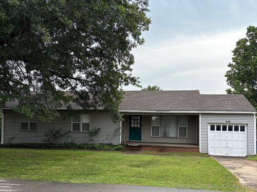 304 Chronister Ave, Drumright, OK, 74030-5804 | Card Image