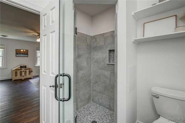 Tile shower | Image 34