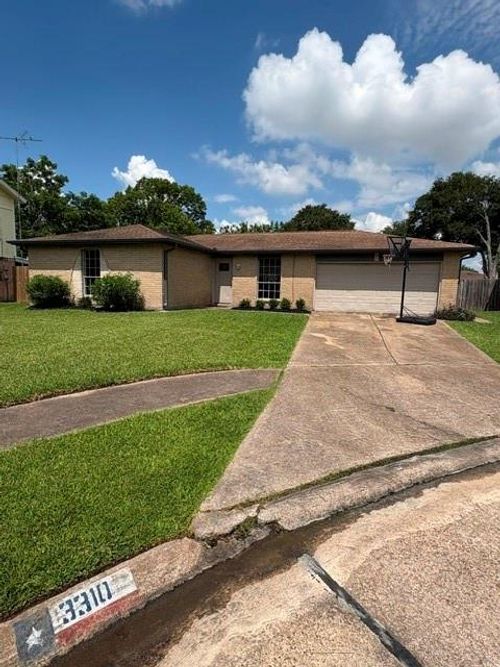 3310 Ashwyne Ct, La Porte, TX, 77571-3741 | Card Image