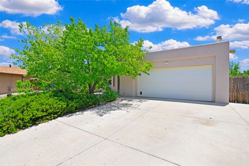 2167 Chamisos Court, Santa Fe, NM, 87505 | Card Image