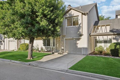 2039 Alexander Ct, Pleasanton, CA, 94588-8300 | Card Image