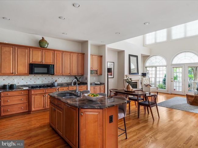 12753 Lavender Keep Cir, Townhouse with 4 bedrooms, 5 bathrooms and null parking in FAIRFAX VA | Image 18
