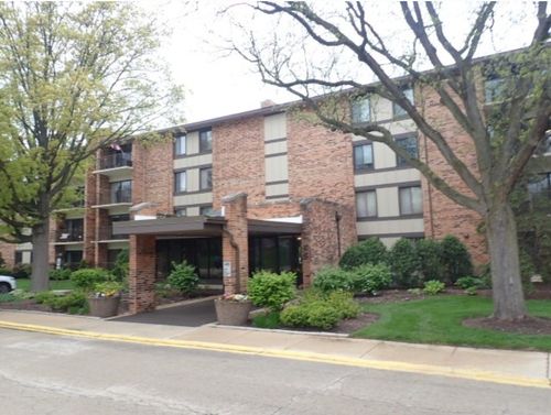 apt-209-301 Lake Hinsdale Dr, Willowbrook, IL, 60527-2669 | Card Image