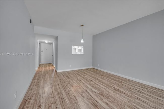 APT-202 - 3571 Inverrary Dr, Condo with 2 bedrooms, 2 bathrooms and null parking in Lauderhill FL | Image 5