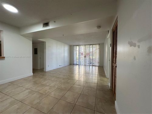 apt-108-1350 Se 3rd Ave, Dania Beach, FL, 33004-5528 | Card Image