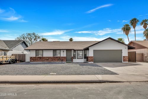 2235 E Dolphin Ave, Mesa, AZ, 85204-3732 | Card Image