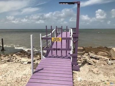 286 S Ocean Drive, House other with 2 bedrooms, 2 bathrooms and null parking in Port Lavaca TX | Image 1