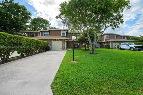 apt-b-6183 Pine Tree Ln, Tamarac, FL, 33319-8103 | Card Image