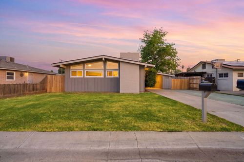 1807 S Bardo Street, Visalia, CA, 93277 | Card Image