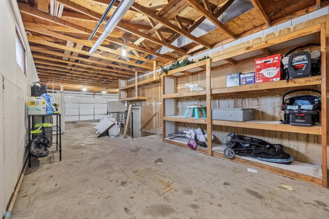 3 stall garage | Image 22