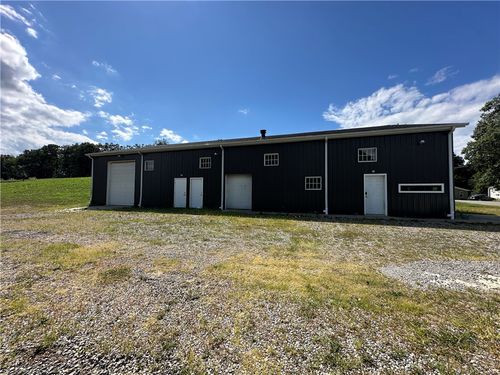 180 Mclafferty Rd, Fenelton, PA, 16034-8701 | Card Image