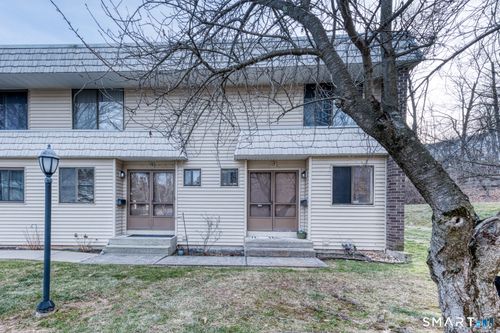 17-17 Hemlock Ct, Cromwell, CT, 06416-1718 | Card Image