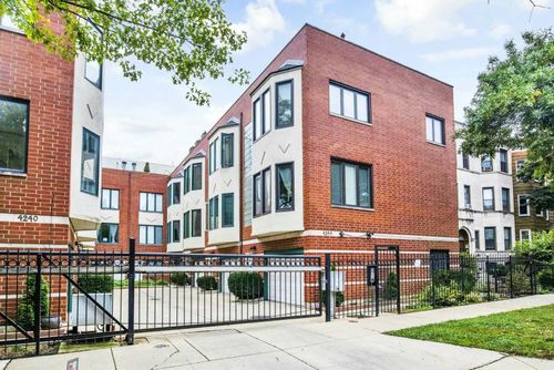 3n-4240 N Kenmore Ave, Chicago, IL, 60613-1399 | Card Image