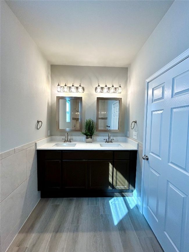Primary bathroom | Image 20