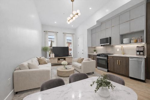 apt-2-20 Storms Ave, Jersey City, NJ, 07306-3396 | Card Image