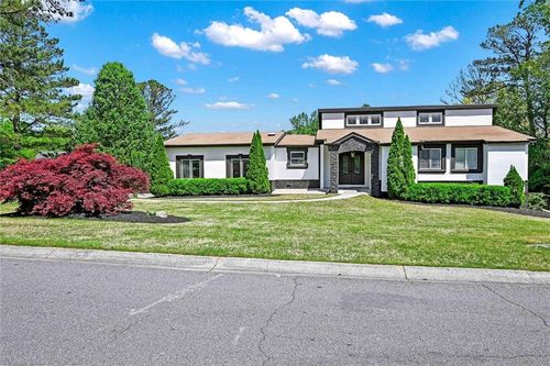 910 Muirfield Dr, Marietta, GA, 30068-2642 | Card Image