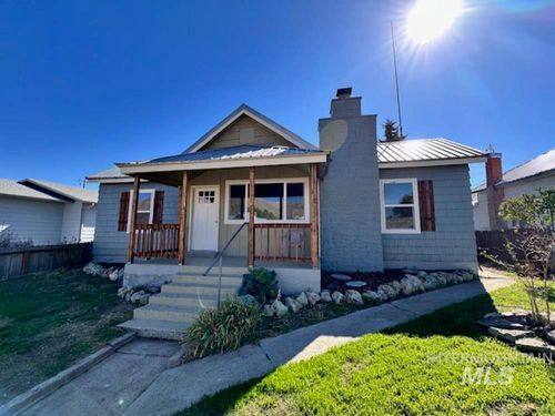 20 E Madison, Huntington, OR, 97907 | Card Image