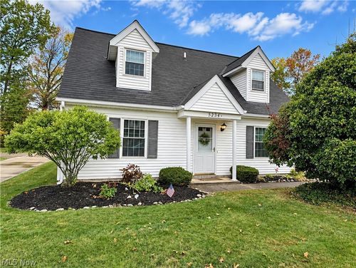 b-5234 Liberty Ln, Willoughby, OH, 44094-3377 | Card Image