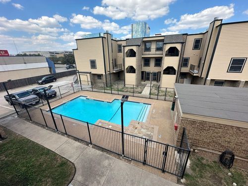 apt-221-3022 Forest Ln, Dallas, TX, 75234-2725 | Card Image