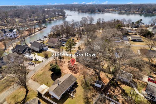 21617 Rio Oro Dr, Cornelius, NC, 28031-6727 | Card Image
