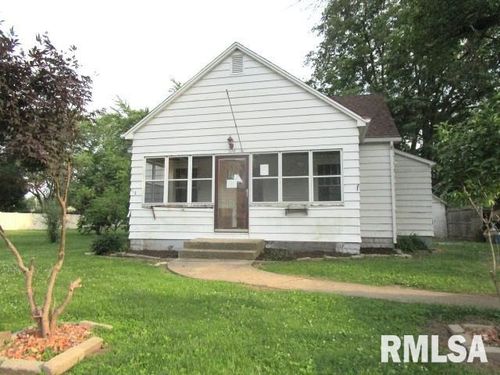 320 E Meadow Lawn St, Manito, IL, 61546-9153 | Card Image