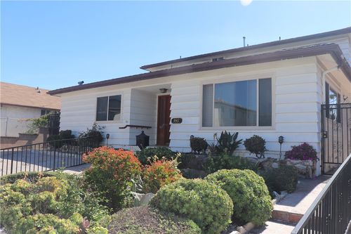 985 W 9th St, San Pedro, CA, 90731-3663 | Card Image